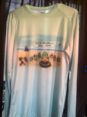 HOB Brewing Co. Long Sleeve Beach Graphic Tee - Light Mint/White